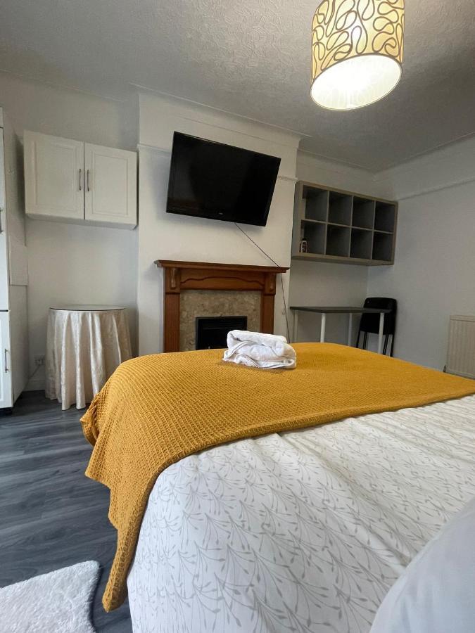 Beautiful Private Rooms In London Central Willesden Green מראה חיצוני תמונה