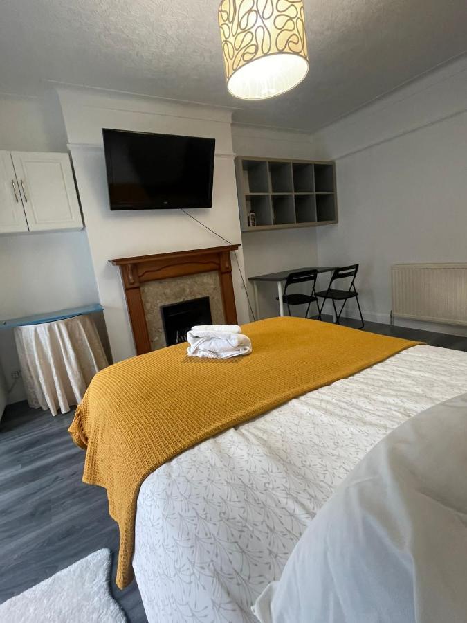 Beautiful Private Rooms In London Central Willesden Green מראה חיצוני תמונה