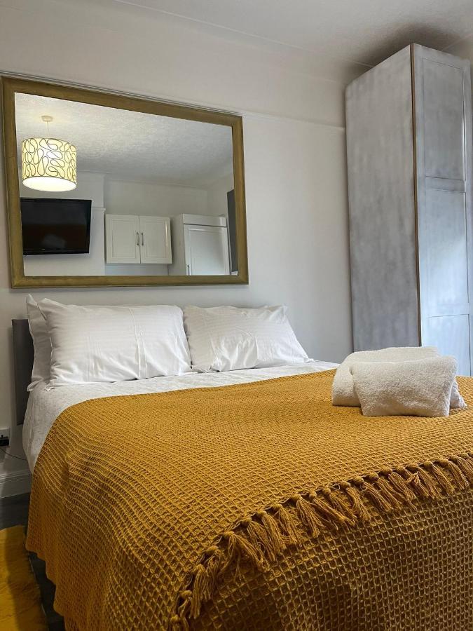 Beautiful Private Rooms In London Central Willesden Green מראה חיצוני תמונה