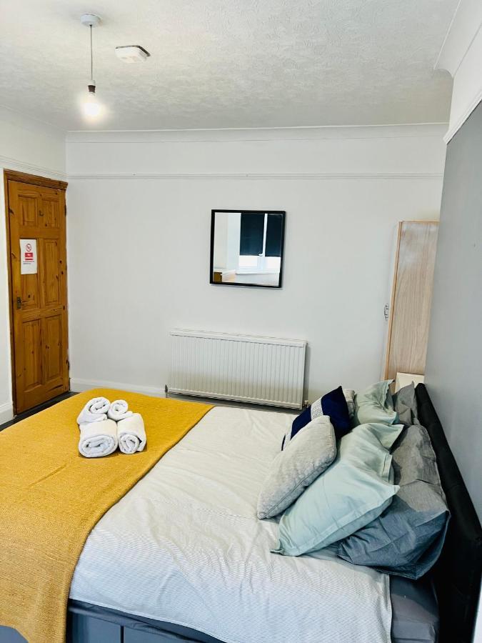 Beautiful Private Rooms In London Central Willesden Green מראה חיצוני תמונה