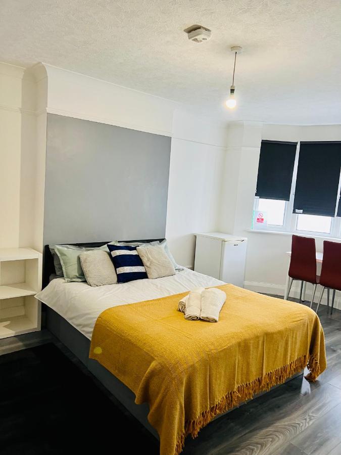 Beautiful Private Rooms In London Central Willesden Green מראה חיצוני תמונה